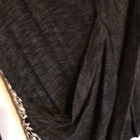 Wetseal cardigan - Picture 3 of 4